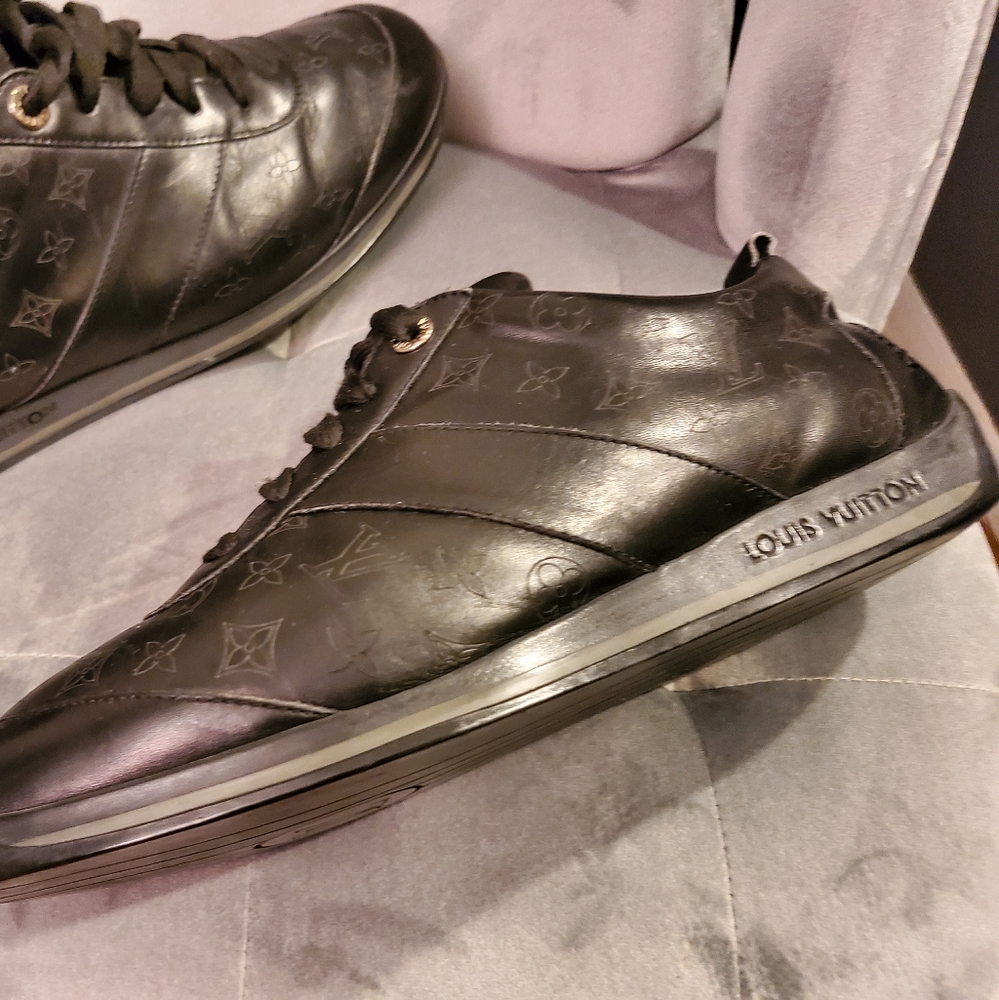 Authentic Louis vuitton size 10 Black